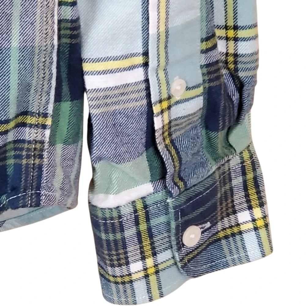 Old Navy Blue and Green Plaid Regular Fit Flannel Shirt Size Small‎